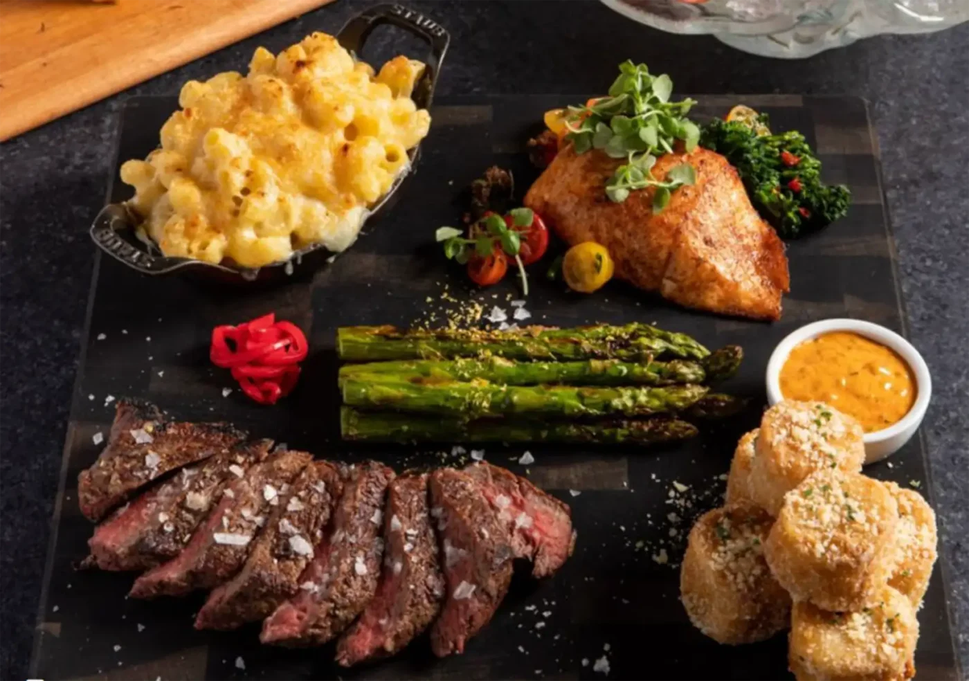 stri[pclub food