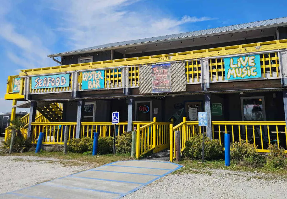 Flying Harpoon 2 haunted restaurant